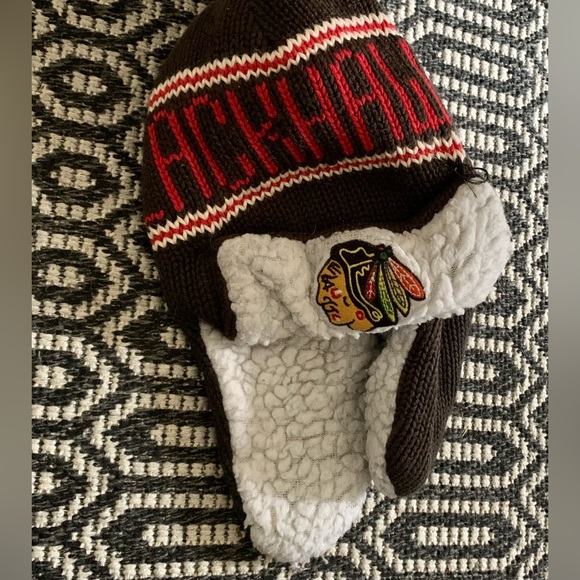 Chicago Blackhawk Trapper Hat - Picture 1 of 7